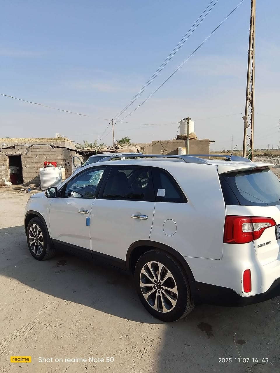 اسلام عليكم سياره سورنتو للبيع موديل2013شكل 2015خليجي فول مواصفات بنورامه ويل كروم رقم اربيل بسمي كفاله عامه 4سلندر ترهم مراوس اب بفلاونزه 2014اوتوماتيك رقم الهاتف ***********السعر خاص
