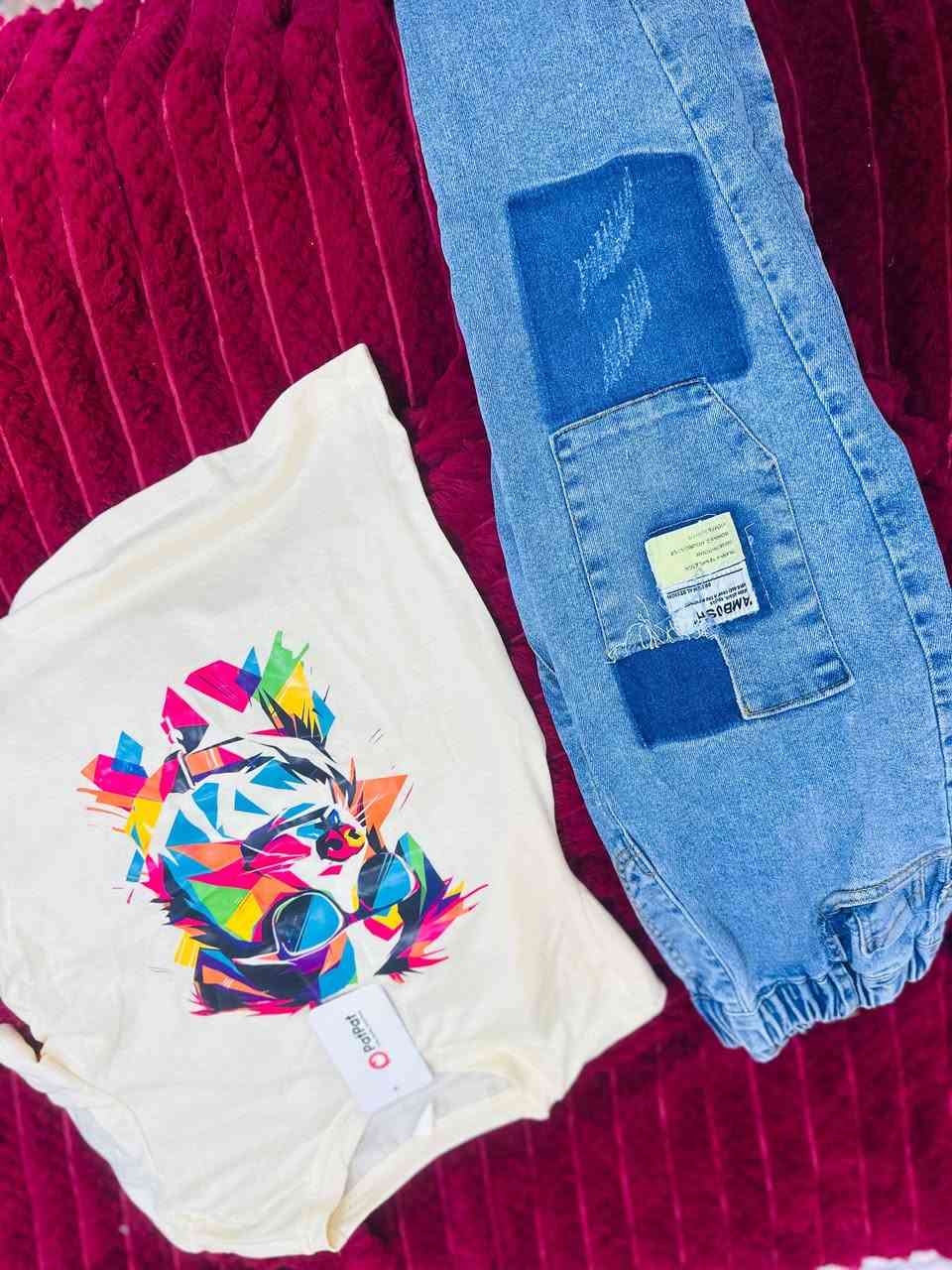 السلام عليكم ملابس اطفال كل. لبسه داخل المنشور سعرها ١٠ الاف وتوصيل داخل الناصريه فقط الي تريد تحجز تتواصل ع الرقم ***********
