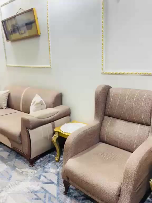 تخم استخدام قليل جداً نظيف مكاني بغداد سعر 500 وبي مجال للاستفسار ***********
