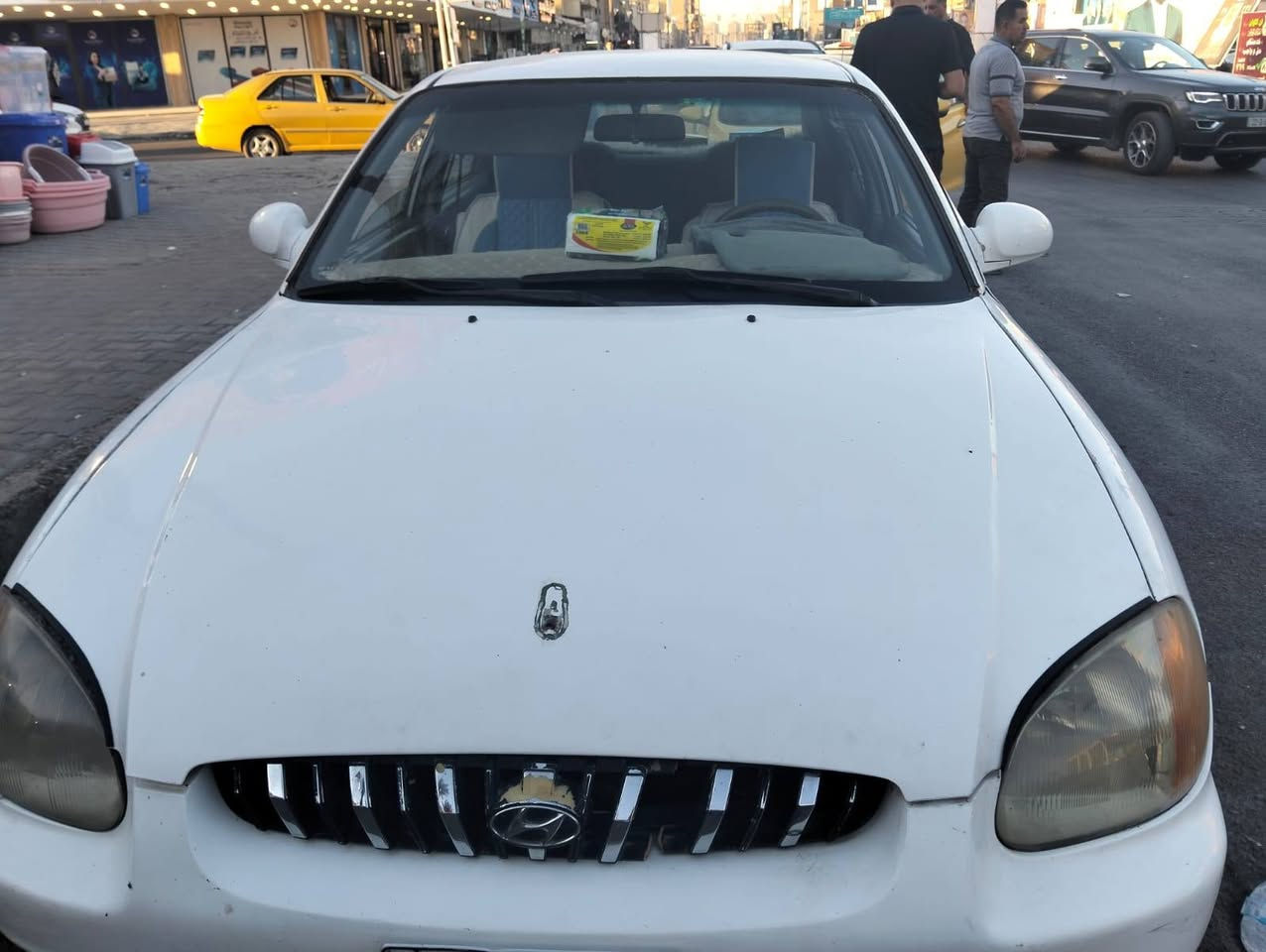 مرحبه غوالي عندي سؤناته مديل ٢٠٠٠ لبيع حاز ثالث كامله من كلشي ***********
سعر ٣٠ ؤبيه مجال
