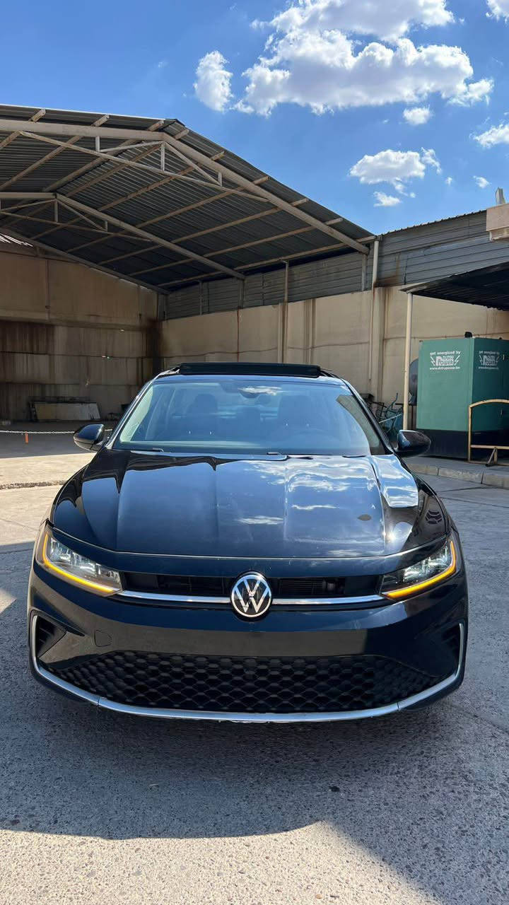 Jetta 2025 SE
‎فول مواصفات
‎بانوراما

السعر :168 بيها مجال 

‎شاشة دجتال كيجات320
‎هاند بريك بصمة
‎انظمة قيادة اربع 
‎كروز تثبيت سرعة
‎رادارات جانبية
‎رادارات امامي خلفي 
‎تنبيه نقاط عمياء
‎تحكمات ستيرن
‎شاشة وسطية
‎كامرة خلفية
‎صندوق شفط
‎كشنات امامي تدفئة تبريد
‎كشنات خلفي تدفئة
‎اضواء داخلي
‎ليت عدسات زينون 
‎عدد الأميال :23 الف ميل

‎ ضرر السياره : بس دعاميه اماميه صبغ 
‎ايرباك سيستم راجع بلادي

‎مكان السياره عقرة

كورك ، واتساب ، ڤايبةر *********** 📞 اكر, نينوى
