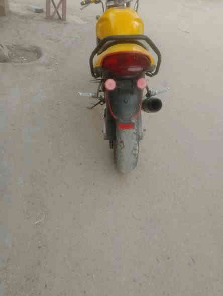 السلام عليكم مري خصت مدير الكروب المحترم  باندة 400 لبيع  كفالة عمة دبل فصلة سعر 850 وبيهة مجال مكاني بغداد  ***********
