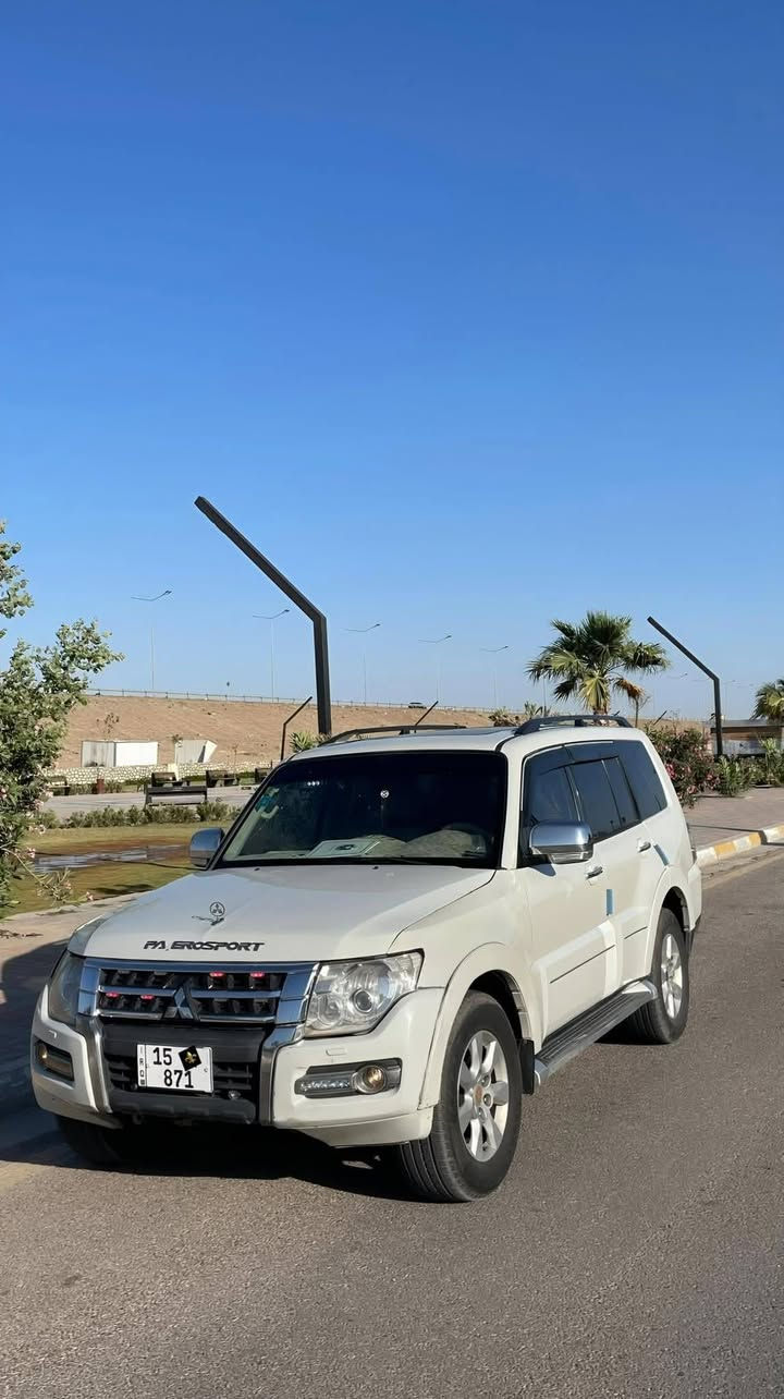 السلام عليكم 

 باجيرو 2009خليجي

 ( حبتور ) فول مواصفات ١ / ١
لون صدفي

رقم أنبار مميز (٣) ارقام إنكليزي باأسمي هزه جديده. 2031

محدث بجم 2016

محرك 3000

فتحة سلايد

تخم تاير 

تحكم ستيرن كامل

حساسات خلفيه

 اشاير بلمري مري شفط

٧ راكب ٣ قطع تبريد مركزي

سستم صوت 12 سماعه 

كشنات كهرباء جلد

لايت زنون

وياهه صافوره

فدراليات 

السعر: 120 بيهه مجال بسيط  

العنوان :  بغداد

*********** 

للتواصل خاص او اتصال
