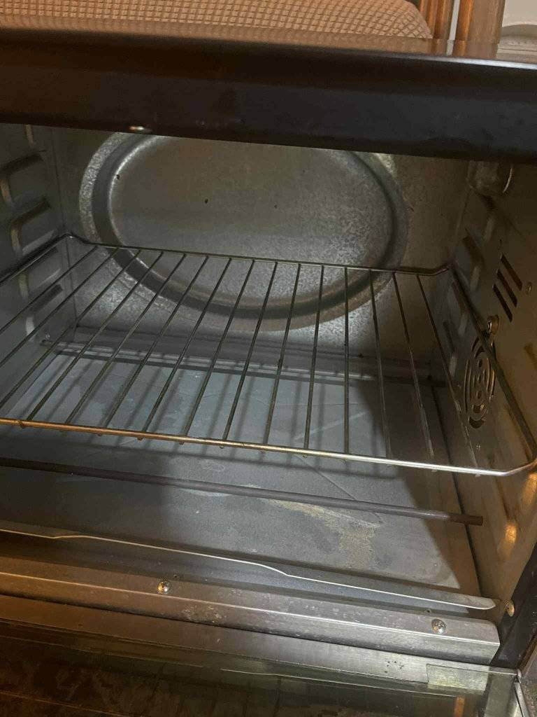 للبيع فرن كهربائي حجم كبير نظيف جدا استخدام قليل
السعر 45 مع التوصيل


**إذا كنت صاحب هذا الإعلان وتريد حذفه لأي سبب، رجاءا أرسل رسالة إلى الدعم الفني**