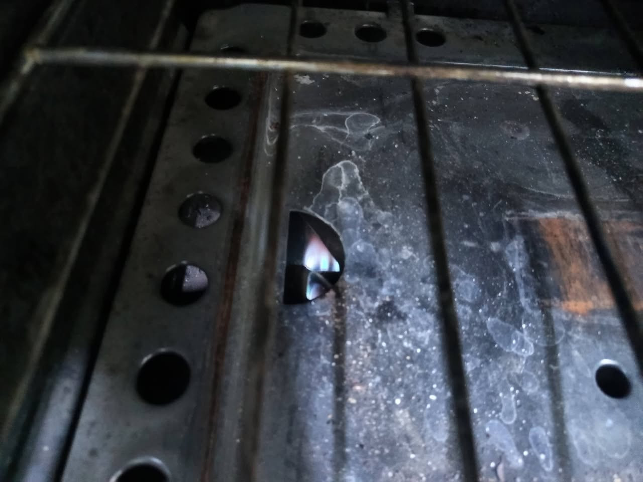 طباخ ٥ عيون العين الي بالنص متفتر قويه نوعيته فرش المصري وناره قويه والفرن كله شغال ب٨٠ مكان شارع حيفا


**إذا كنت صاحب هذا الإعلان وتريد حذفه لأي سبب، رجاءا أرسل رسالة إلى الدعم الفني**