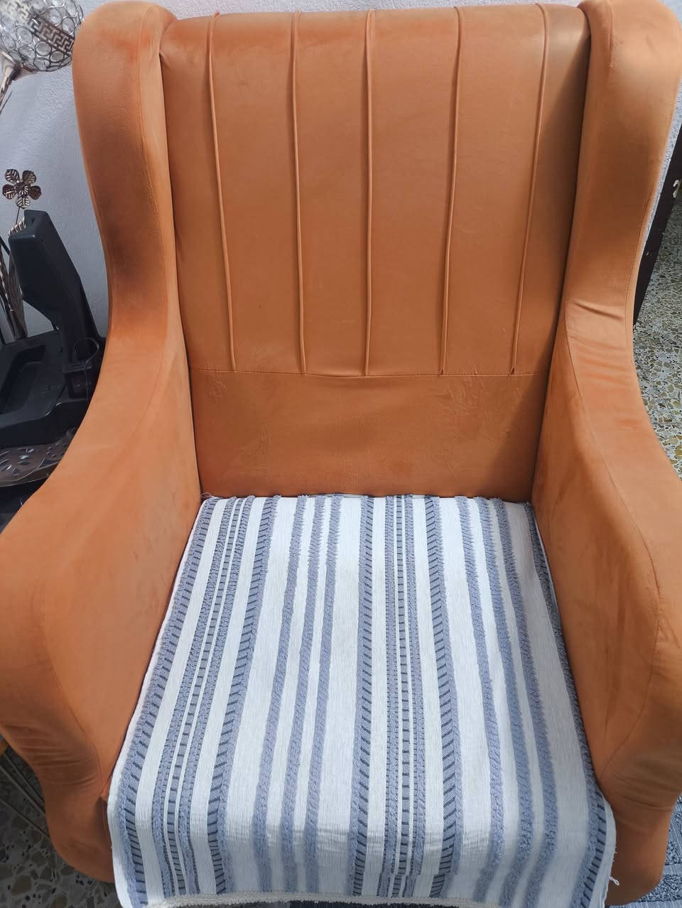 للبيع نص تخم ٦ مقاعد بدون ضرر تفصال على ايدي..  مكان شعب متواجد خاص سعرة ١٥٠ الف


**إذا كنت صاحب هذا الإعلان وتريد حذفه لأي سبب، رجاءا أرسل رسالة إلى الدعم الفني**