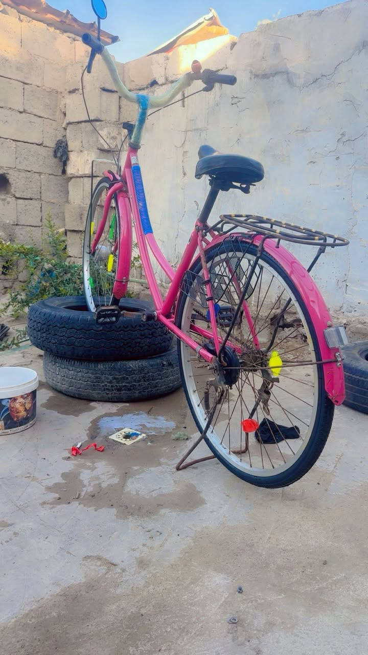 سلام عليكم باسكل للبيع عنوان بغداد زعفرانية السعر100 بي مجال اتصال الرقم***********
