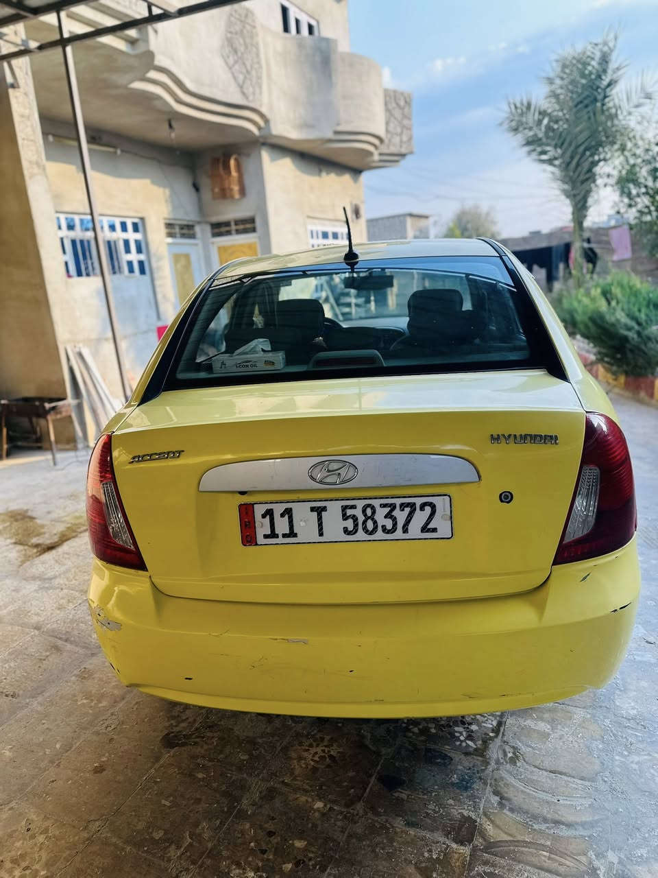 السلام عليكم
اكسنت موديل 2010 وارد أمريكي فول بس بدون اسلايت 
رقم بغداد بسمي 
شرط تحويل 
كلها كود واحد كلين 
ضرر بسيط جداً 
سياره جهاز مجهزه ربع ما تصرف عليها كبل للشارع 
السعر 100 وبيها مجال حك جيه فقط 
***********
