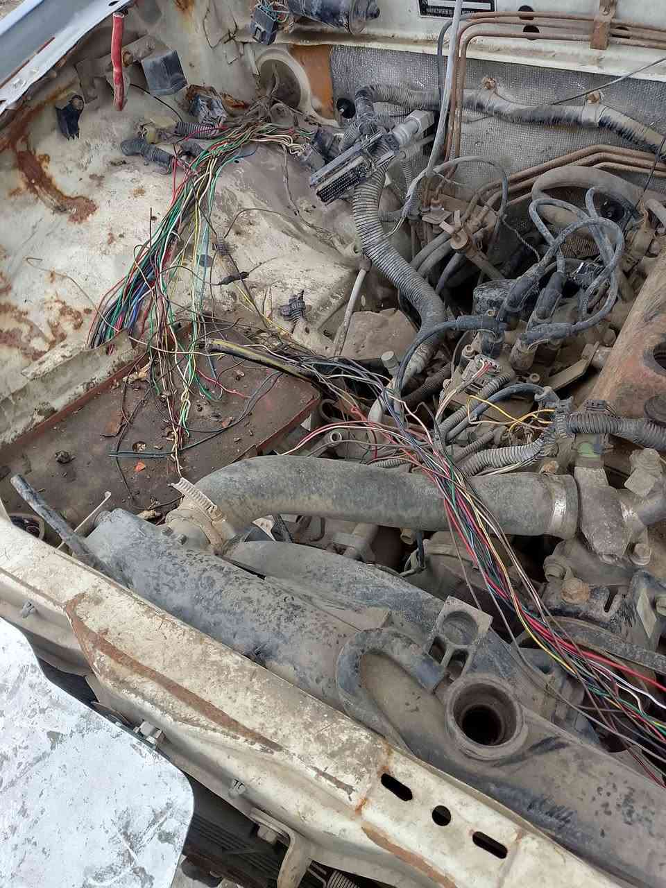 كوم حديد بيهه رقم واحد والثاني ضايع راعيهه موجود منك اله ‏‪***********‬‏
