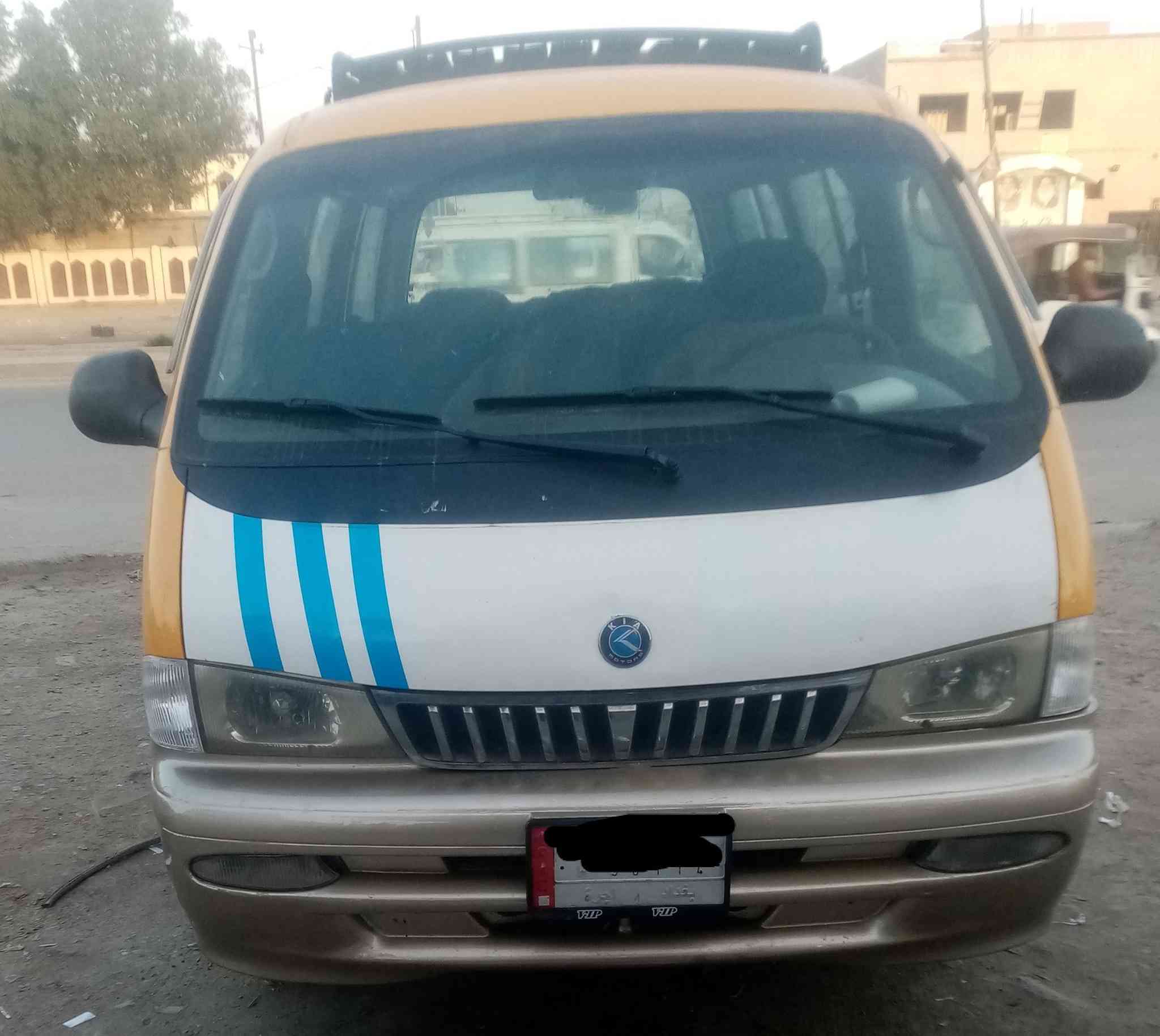 السلام عليكم بريجو ٩٩ رقم بغداد مصفرة مشروع وطني تحويل مباشر،،، مكينة وكير واكسل كفالة باور ومشط وداينمو وسلف وباتري جدد تخم تاير جديد الشواصي بس الامامي الايمن مصلح من الخارج السيارة  مصبوغة جمالية مكفولة من الكص والضربة السعر (  ٦٧ ) وبيه مجال للطيبين المكان بغداد للاستفسار ***********
