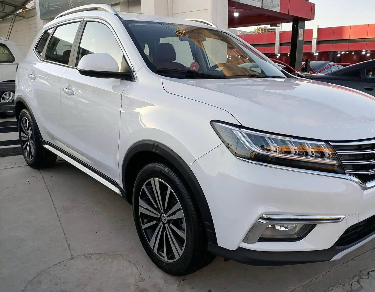 السلام عليكم MGRX5  البيع أو مراوس سياره جديد ونضيفه على أيدي مال بيت ماشيه 32 كم بعدها بضمان شركه موديل 2022 فول سياره سايد بريك كهربائي بنوراما حساسات تشغيل بصمه السبير ويل كب حجم المحرك 1500 تيربو سياره ماشالله سافرت بيها اكثر من مره كلش حلوه سنويه 27 تنتهي بأسم صديقي السياره السعر 147 ورقه بيها مجال الجادين البصرة, العراق


**إذا كنت صاحب هذا الإعلان وتريد حذفه لأي سبب، رجاءا أرسل رسالة إلى الدعم الفني**