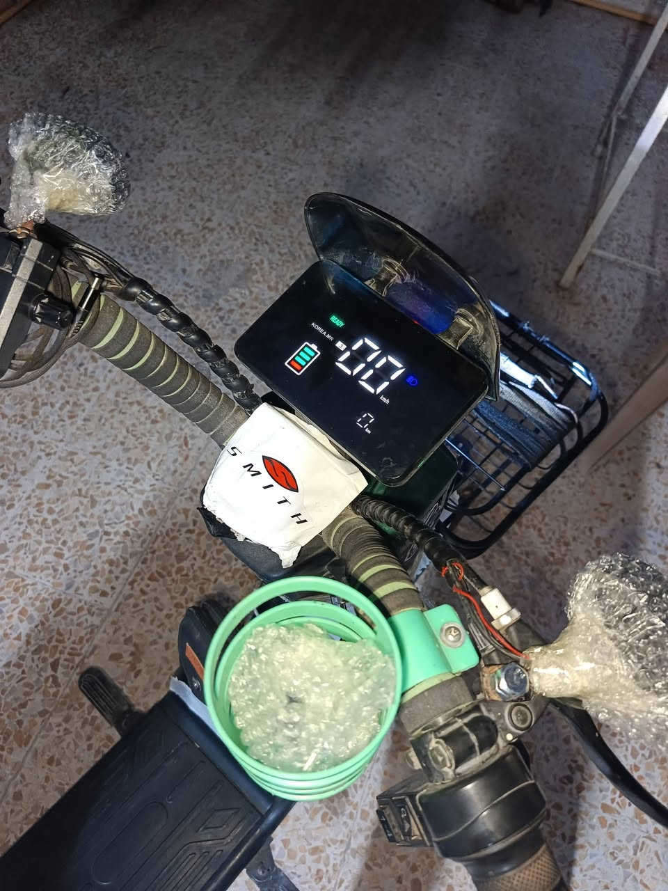 ماطور شحن للبيع نضيف مثل ما موضح بل صور ملف ١٠٠٠ ٥ باتريات عقل ٦٠ فولت خلاط بي تبديل نمر ديجي لايت شغال نشرات شغاله كلشي شغال سرعه ٩٩ حقيقي ٦٠ شراي أدفع سعر أو تعال خاص


**إذا كنت صاحب هذا الإعلان وتريد حذفه لأي سبب، رجاءا أرسل رسالة إلى الدعم الفني**