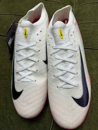 قياس ٤١ • توصيل • ملابس