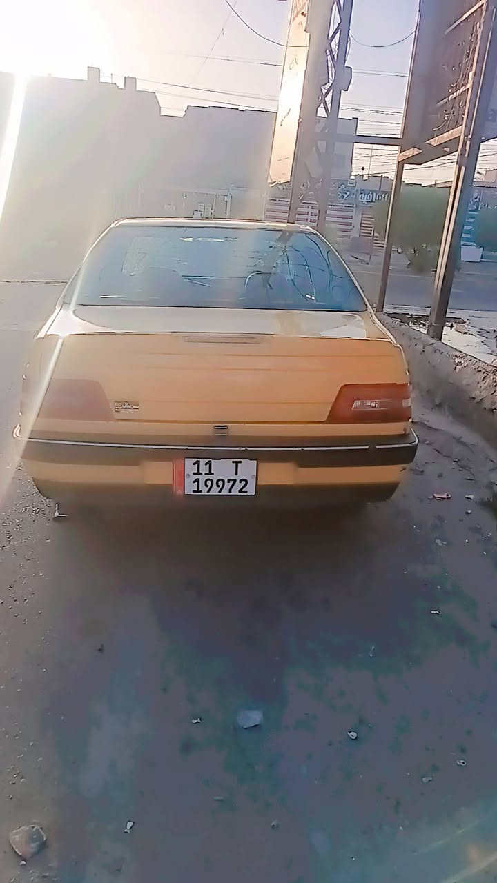 20$ورقه
سلام وعليكم بيجو 405 جي ال اكس مكفل بالغرامات وهي السياره باسمي تحويل ثاني يوم موديل 2009 //***********
