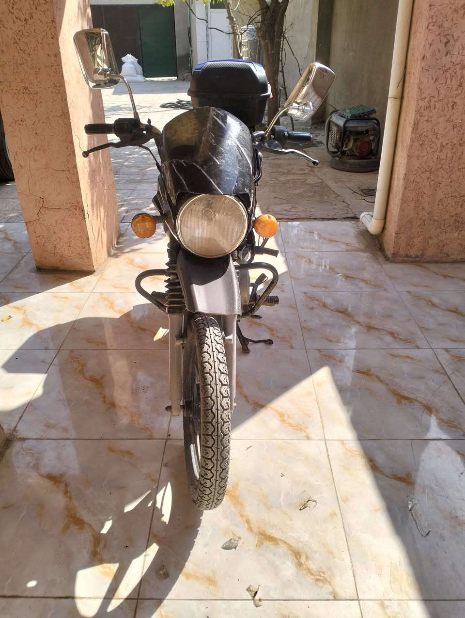 دراجة بوكسر جبلي للبيع دراجة نظيفة وجاهزة كهربائيات والدشبول كلها شغالة
المكان ديالى الخالص سعدية الشط 
السعر 650 بيها مجال بسيط
***********
