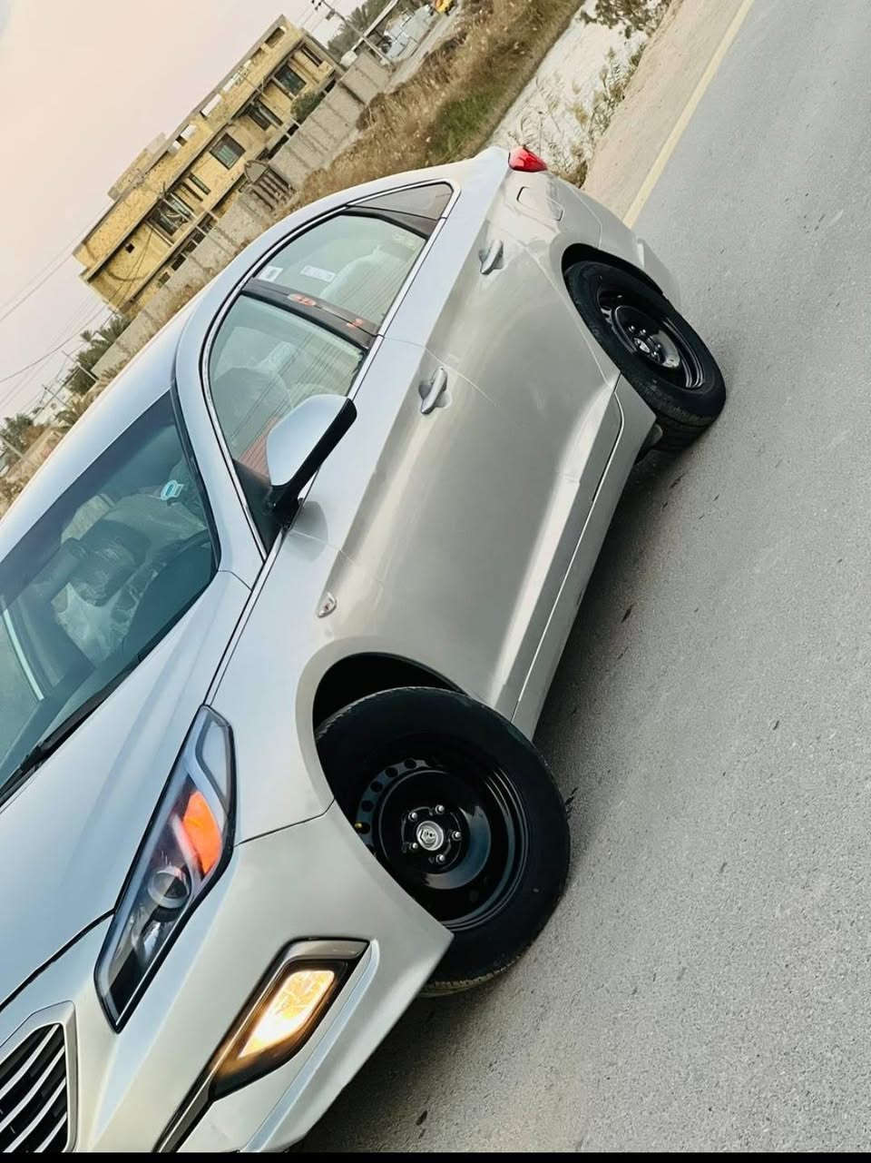 سوناتا 17
قران 48
مكينا 2000
السياره جاهزه 
مكان السياره البصره 
السعر 65
گصه جنطه 
***********
***********
