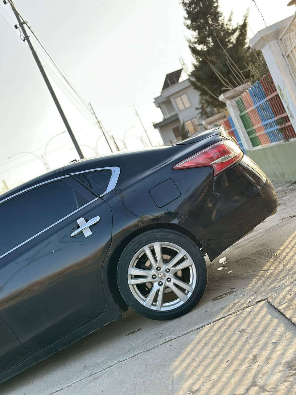 بەناوی خوای گەورە
ئاڵتیما ٢٠١٥ بڕاوەی دوبەی SL ئەمریکی 
فول فول مواسەفات بەسمە سڵایت ٣ گێڕ و گێڕ لە سوکان 
شاشە گەورە کامێرا حاسە سوکان ڤۆڵیۆم تەعدیل سورعە 
ئاوێنە ئیشاڕەت سندوق بەسمە تەبرید ٢ زۆرن 
گێڕ و مەکینەی نەکراوەتەوە برێکی بەستراوە بەسمەی دەرگاکان بەستراوە هەر ٤ حاسەی تایەکانیش بەشەرت کامل مەسروفە 
سەیارەی ماڵە یەک ٢٥٠ مەسروفی نیە پێش و پشتی کەپسە
دەبڵ و سەرە دەبڵ و قوڵاغ و نۆزڵ و پلاک و فیت پەمپی تازەیە 
سەقفی بەشەرت بۆیاخی نەبێ توند و تۆڵە 
سعری ٥٨$ معامەلەیەکی زۆر کەم گۆڕینەوەشم هەیە 
شوێن ڕانیە *********** ڤایبەر / وەتس ئەپ
