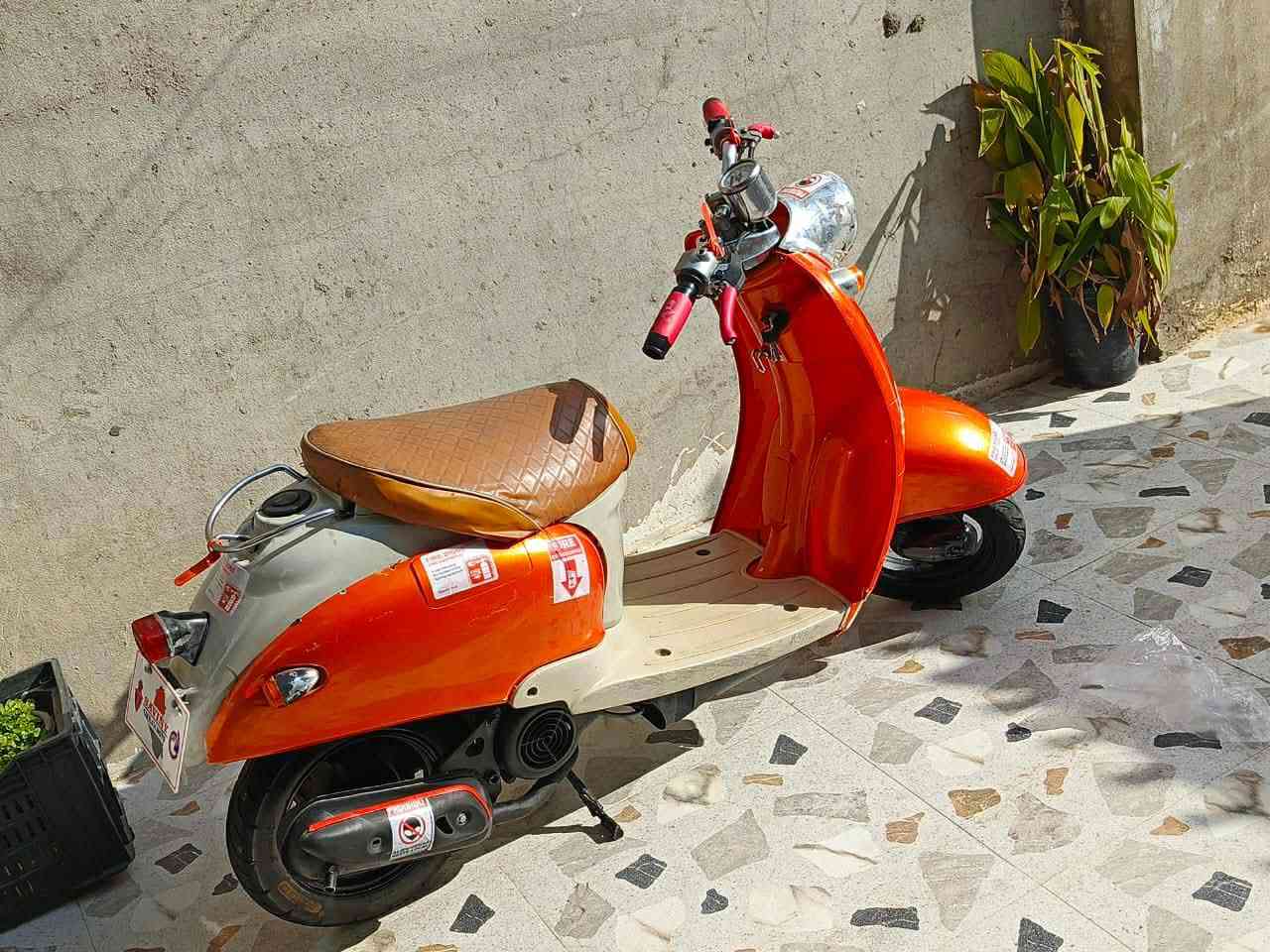 عبدالحليم مراوسه مع ايراني نضيف كل عيب ما بيه كهربائيات شغال محرك نضيف صوت ما بيه رقم ***********
