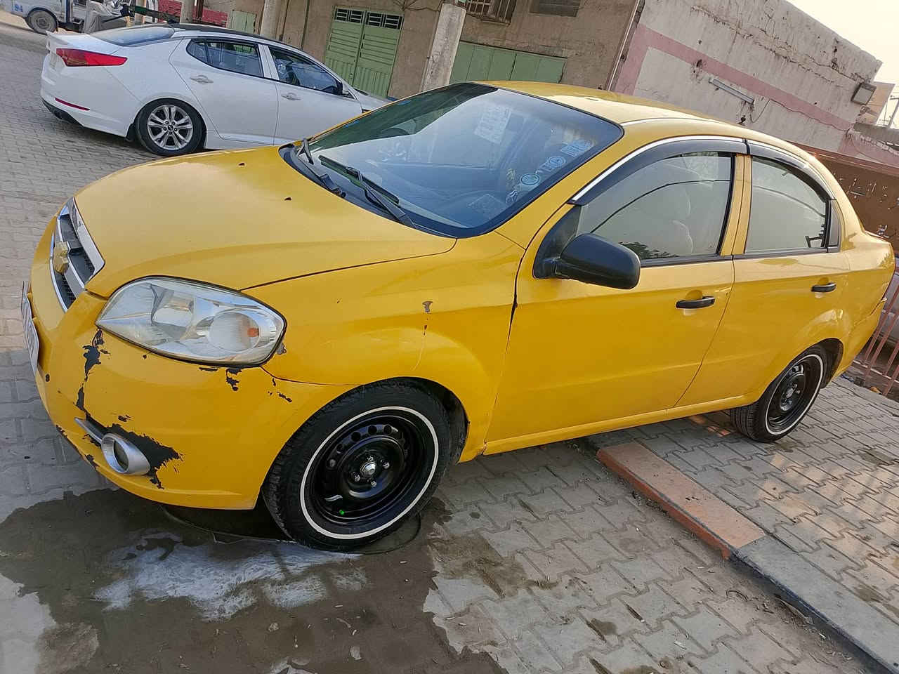 سلام عليكم افيو موديل 2009كيرمكينه حداديه تخم تاير جديد كهربائيات شغاله مكفولة من  الضربه تبريد ثلج عنوان نجف السعر 45وبيه مجال اتصل ***********
