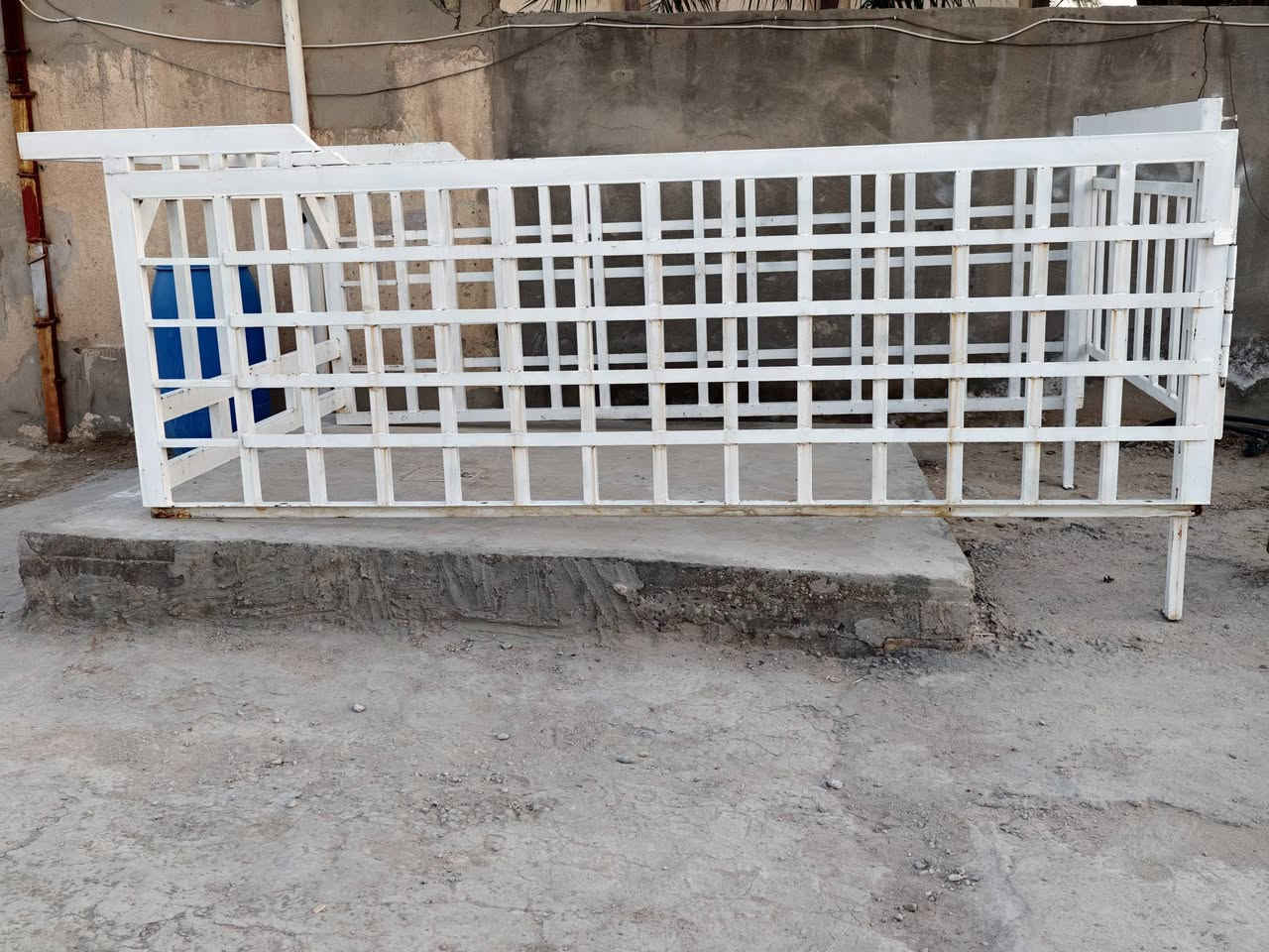 للبيع محجر كيا فحل موديل 25 للطلب والاستفسار يرجى الاتصال على  الرقم
***********
