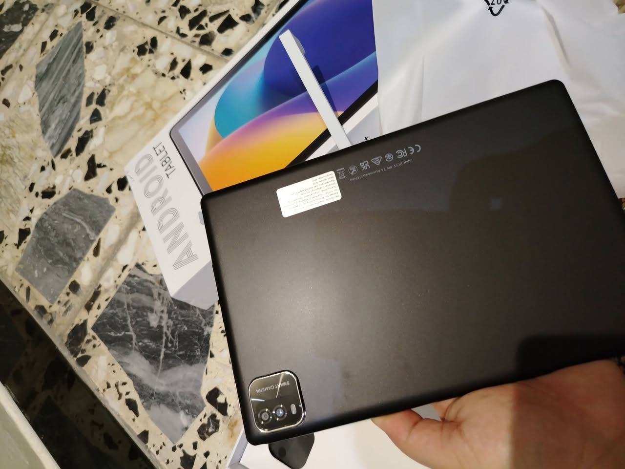 📱 تابلت جديد للبيع
الحالة: جديد بالكارتونة ✅
ذاكرته: 64Gb
الاستخدام: دراسه او للاطفال
النوع: Tablet PC
شاشة كبيرة وكاميرا واضحة 👌
بطارية قوية وأداء ممتاز 🎮📺
يجي ويا شاحن وعلبته الأصلية 📦
💰 السعر: 150 وبي مجال 
بغداد حي العامل الاتصال ***********
