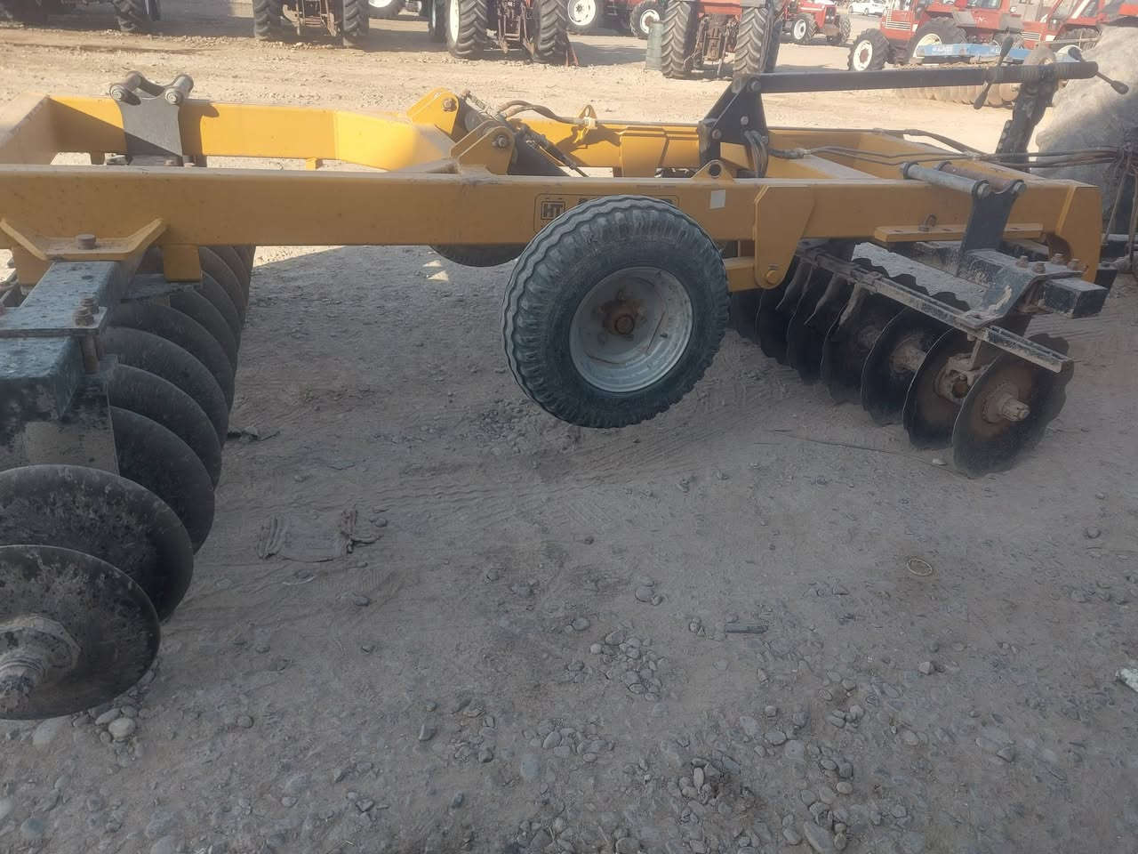 للبيع دسك البير الباب الاول مكفول من اللحيم حجم ٢٤
السعر ١٠ ونص وبيه مجال
***********/*********** الزبيديه
