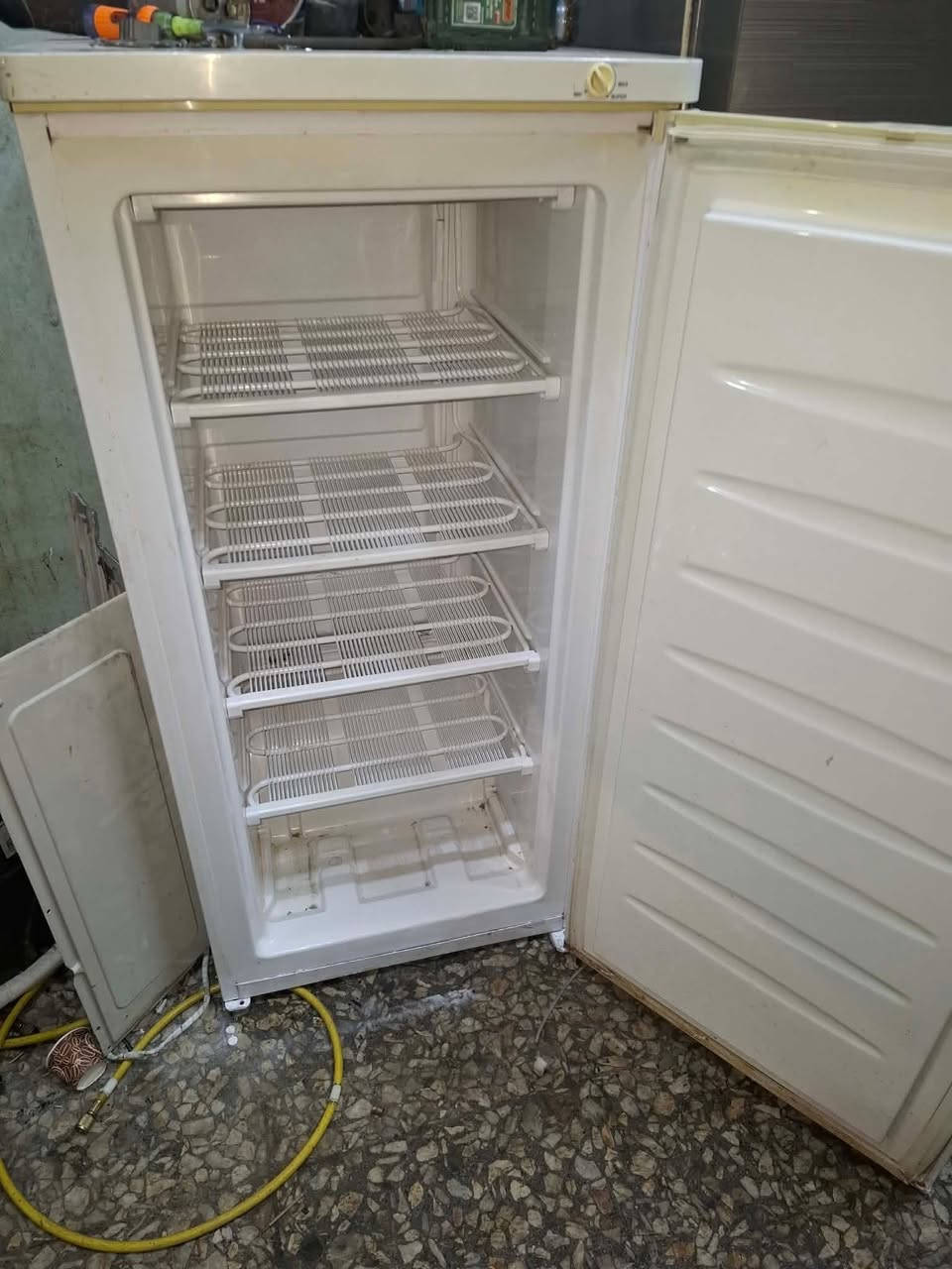 المكيفات عله ٢٠٠ الف
  كل شغال تبريد تدفئه 
ثلاجه ١٥٠
مجمده عاموديه ١٠٠ الف 
ثلاجه زغيره ٣٥ الف 
براد ٣٥ الف بس بارد
العنوان بغداد الشعب


**إذا كنت صاحب هذا الإعلان وتريد حذفه لأي سبب، رجاءا أرسل رسالة إلى الدعم الفني**