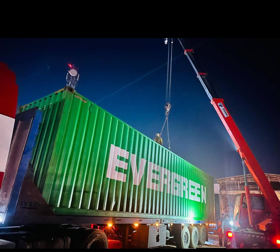 السلطاني القطع الغيار
جمله ------- مفرد 

على بركة الله تم وصول حاويات جديد كل ما يخص هونداي ستاركس وكيا بنكو 2700 وكيا بنكو 3 زورونا في مقرنا الكائن حله - نادر - الحي الصناعي - مقابل كراج البلديه - مجاور دائرة المجاري.     
   للأتصال على الارقام التاليه 
*********** رائد السلطاني 

***********50 قاسم السلطاني 
*********** راسم السلطاني
