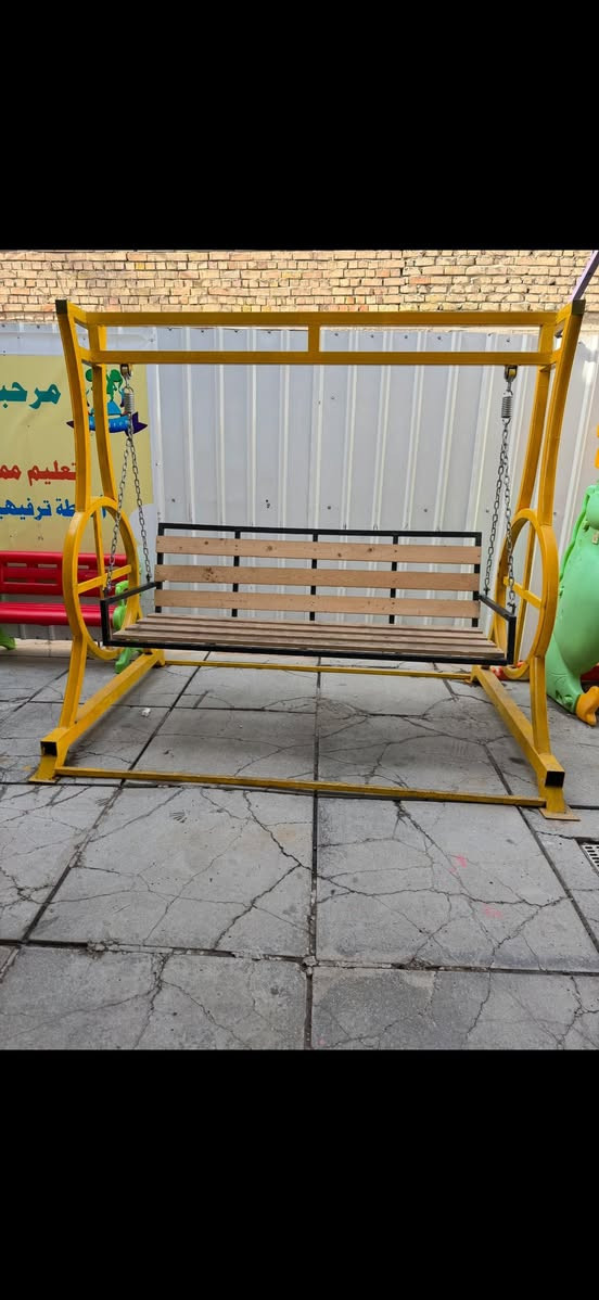 متوفر:
🔹 مراجيح حديد قوية مع مقعد خشبي
🔹 لعبة دوّارة للأطفال
🔹 هيكل متين وآمن
🔹 مناسبة للحدائق والمساحات الخارجية

✔️ بحالة جيدة
✔️ تتحمل الاستخدام اليومي
✔️ مناسبة لحضانات وروضات الأطفال

📍 المكان: الشعب شارع الصحه 
💰 السعر: لعبه دوار 200 
المرجوحه 325 
📩 للحجز والاستفسار مراسلتنا


**إذا كنت صاحب هذا الإعلان وتريد حذفه لأي سبب، رجاءا أرسل رسالة إلى الدعم الفني**