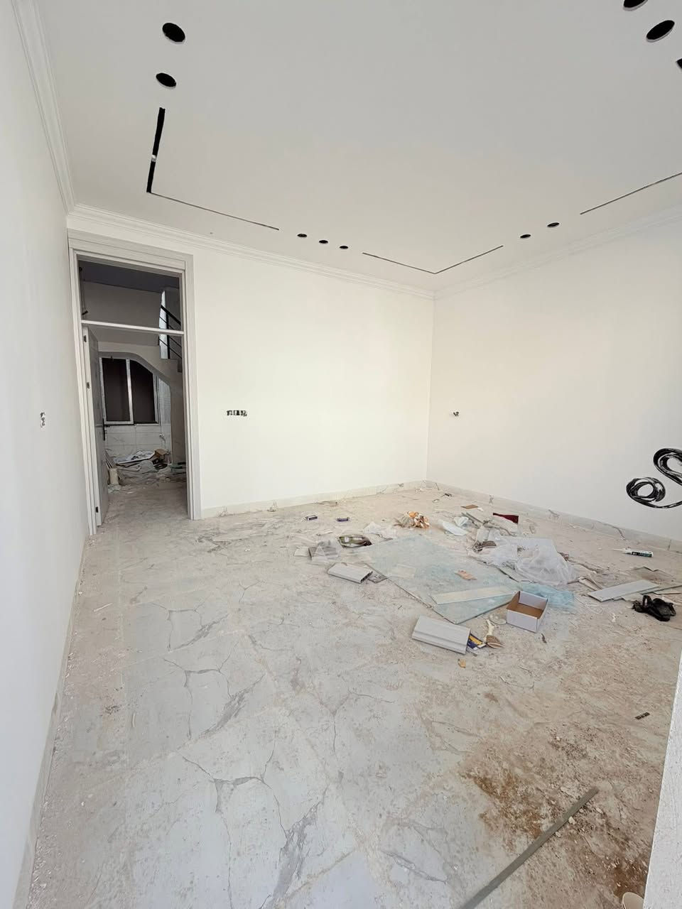 🏡دار طابقين  للبيع مساحة ( 100) طابو ملك صرف 
       بناء حديث نضام دكتات سقف مغربي واجهة فلين
      تسليم كامل عالمفتاح مثل الي بالصوره 
#خلال ا7ايام

لمعرفة السعر الاتصال على رقم الواتساب
***********
 ***********

🧱 بناء حديث واجهة ( 5   ×  20  ) العمق

🧱  عنوان الدار 📌/ كركوك — سايدين المرور القديم مقاطعه ٤٩ 
  قرب حلويات الحلواني الموقع جيد قريب من سايدين وكافه الخدمات 

♦️نوع العقار ( طابو ملك صرف )

1️⃣ طابق الاول 🏠

-  أستقبال 
- غرفة نوم
- مطبخ 
-صحيات داخلي وخارجي 
- درج داخلي 
- كراج سياره 

2️⃣ طابق الثاني 🏘 

- غرف نوم عدد اثنين
- موزع
- صحيات

‏#للاستفسار أكثر مراجعات عقارات عهد الوصال أو الاتصال بالأرقام التالية 
***********
***********
***********
#نستقبل جميع عروضاتكم السكنيه وتجاريه
#عنوان المكتب قادسيه سايدين ابو خطاب قرب أسوق أنا
