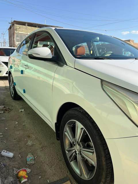 اكسنت 2019 خليجي رقم اربيل بأسم شركة تريد تحويل تريد وكالة 
السياره محرك 1600 دوش  
فتحة سقف 
ويل كب 
اشاير بالمري 
 وكامره 
الشباك نيكل 
تحكم ستيرن 
الوياله 4 دسك خمسه ويل كب 
داخل لونين بيجي واسود 
سويج عدد اثنين  ماشيه 123
بيه بارد من باب السايق الى الباب الخلفي وبارد بخشم البنيد
117 سعرها 
المكان النجف اتصال او واتساب
*********** النجف, العراق
