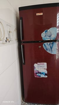 ثلاجه • نضيفه