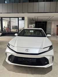 تويوتا كامرى 2025 (0)km هايبرد ضمان شركة ساس 2026/3/8 07504799116