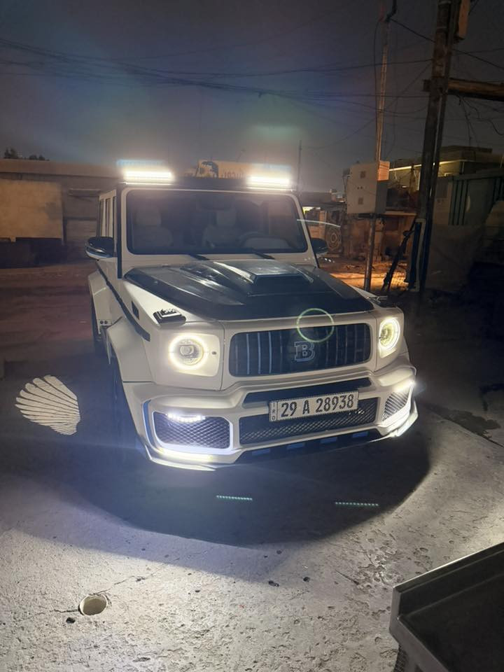 سلام عليكم اخوان للبيع او مراوس جي كلاس موديل 85 محدث 2023 تحديث او شغل كلة مضبوط مكينه وكير لكزز كهربائيات كلهة شغلة مابيهة نقص كلوب الصدر الخلفي ولمامي كلة محدث دبلات دسكات ترايك 200 مابيهة نقص برغي السياره مغلفة تبريد تدفئة كلهة شغال سنويه ورقم جدد سقف رولز رايز سياره متعوب عليهة مو من ذني لملزكات تجي وتشوف بعينك عنوان السياره بغداد السعر 170 بي مجال بسيط ❤️***********
