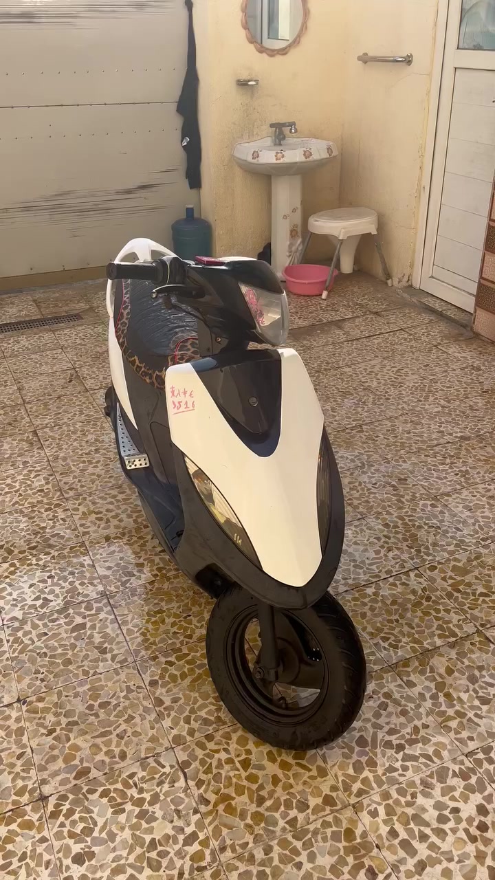 سلام عليكم
ماكس عدله صارلها شهرين من طالعه من رمبه ما مفتوح بيها برغيي شلعه ومعدل فول ب٨٥٠ وبيها مجال تواصل خاص


**إذا كنت صاحب هذا الإعلان وتريد حذفه لأي سبب، رجاءا أرسل رسالة إلى الدعم الفني**