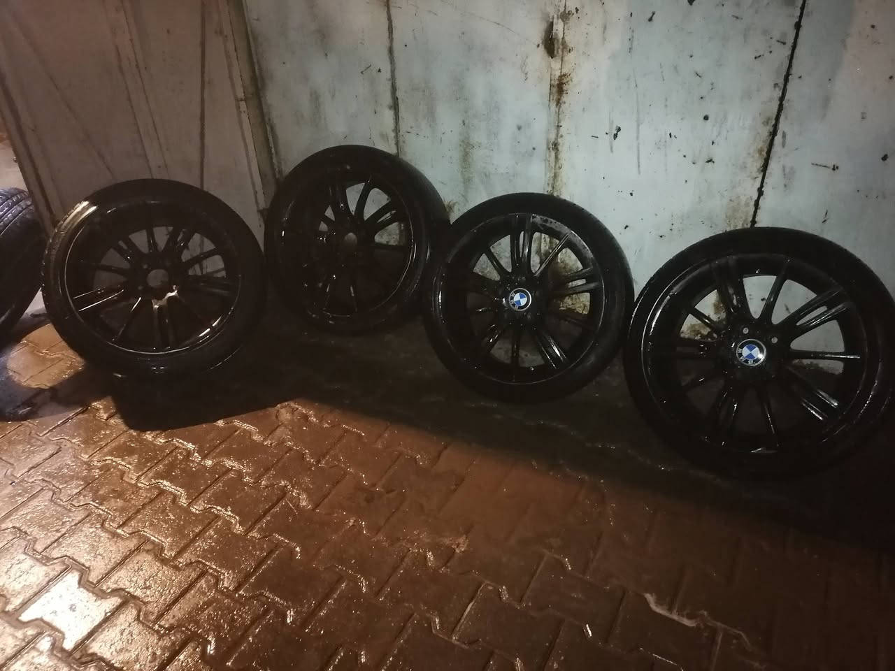 السلام عليكم
تخم ويل كب رياضي حجم 18 للبيع او مراوس


**إذا كنت صاحب هذا الإعلان وتريد حذفه لأي سبب، رجاءا أرسل رسالة إلى الدعم الفني**