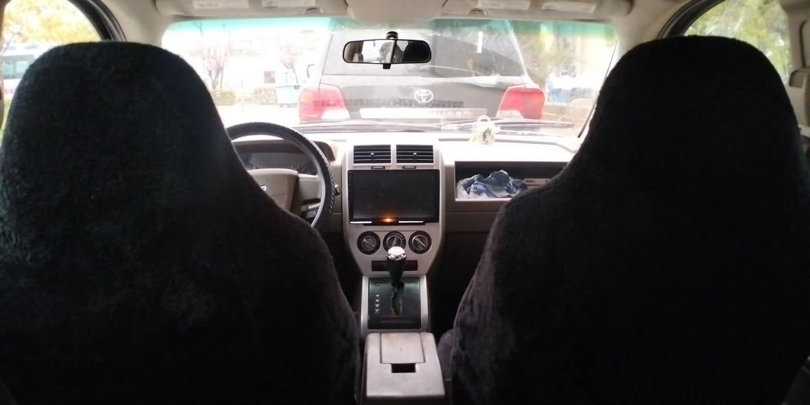 جیب کومباس 2007 ناو زەرد  مەکەینە 24 مەرغوب گێر تۆماتیک بیلاد تاک ئەکسل تەبریت کارەبای بەشەرت پێشو دوای کەپس  دوو پارچەو دوو پەڵە بۆیاخی هەیە بێ ناوگرتن  هەموو گیانی بەشەرت  *********** السليمانية, العراق
