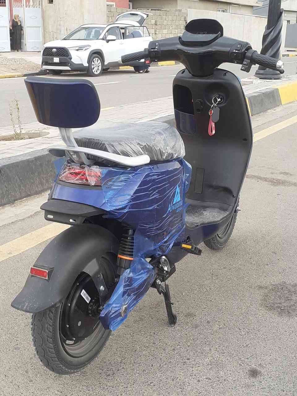 ماطور حجم 16 للبيع
سرعه 50 حقيقي 

خمس بطاريه كبار 

ماطور جديد ما مشي 

سعر 400 وبي مجال 

مكاني موصل الايسر 

رقم ***********
