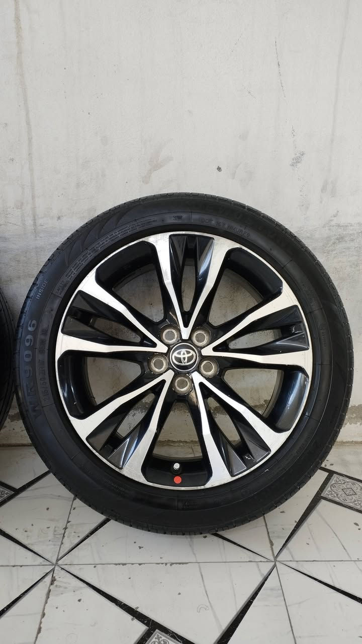 اسلام عليكم اخوان واصل وجب جديد سعر مناسب 350 الف طخم ويل تايرات كورلا موديل 2019SE حجم 17 شريكة أصلي كندي لا عواج لا كسر لا لحيم لا صباغ طخم تايرات 215/50/17سعر طخم 350 الف عنوان كركوك قادسي أو لا يم نادي سولاف رقم موبايل اسيا بي واتساب *********** ***********
