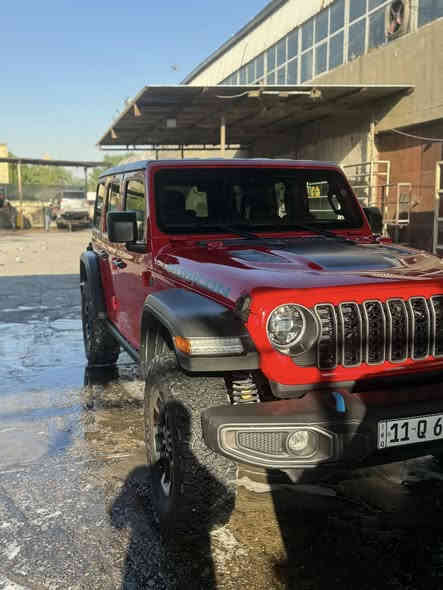 السلام عليكم للبيع اومراوس حسب القناعه 

جيب رانكلر  روبيكون للبيع اعلى فئه

‏wrangler 4xe plug in hybrid

‏‎فول المواصفات و هايبرد 4xe

‏‎لون السيارة احمر مميز 

‏‎موديل2024 بعدهه على وضع الشركه السياره زيرو

‏‎ماشيه 4 الف فقط 

‏2.0L turbo hybrid محرك اربعة سلندر توربو 3 انظمه

‏‎** قوة حصانيه 375 hp

‏‎مواصفاتها :

‏‎بصمة ابواب بصمة تشغيل

‏‎كشنات تدفئه جلد مع الستيرن

مري جانبيه تدفئه

‏‎شاشه كبيره مع كاميرا | و خلفي تشغيل عن بعد

‏‎نضام صوتي ALPINE مع دمام بالصندوق

‏‎اربع مخارج كهربائي Aux

‏PART TIME و 4WD auto نضام

‏SWAY BAR

‏‎قفل اكسل امامي و خلفي AXLE LOCK

‏‎كيبل شحن 110V 220V تكدر تشحن السياره بالبيت ثلاث انضمة قياده e-save بنزين

‏electric فول كهربائي

‏‎نضام هجين بنزين و كهرباء hybrid

‏‎السياره تشحن ل حالها بالطريق عند دواسة بريك

السيار رقم بغداد شبة مميز 

صقف بوكس  تنشال  كامل    

سياره وارد امريكي. حادثها  الابواب جهه اليمنى مبدلات ومصبوغات ايرباك برده فقط وصور الحادث بالمنشور مكان السياره بغداد 
للاستفسار/***********
