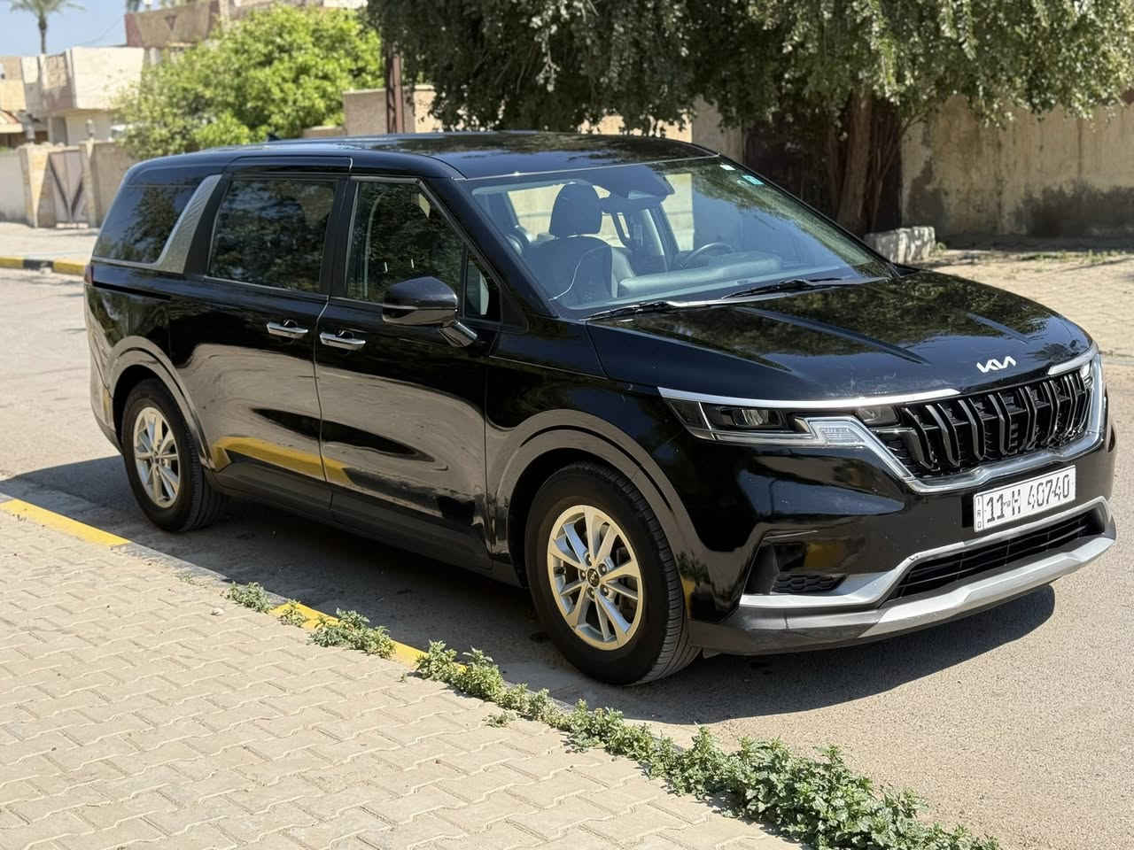 للبيع 
كيا كرنفال موديل ٢٠٢٤ وارد امريكي بدون حادث بدون صبغ بيها بارد بالجاملغ الخلفي اربع اصابع فقط رقم بغداد باسمي تحويل مباشر ماشيه 51 
فول مواصفات 
محرك 6 سلندر 3500 
بصمه 
تشغيل عن بعد
ابواب كهرباء 
جلد 
7 راكب 3 قطع تبريد
شاشه كبيره وكامره دواره 
حساس 
رادار امامي 
نقطه عمياء
وباقي المواصفات المعروفه 
السياره جديده ع وضع الشركه بدون نقص
السعر ٢٥٥ وبيها مجال
مكاني المحموديه 
للستفسار ***********
