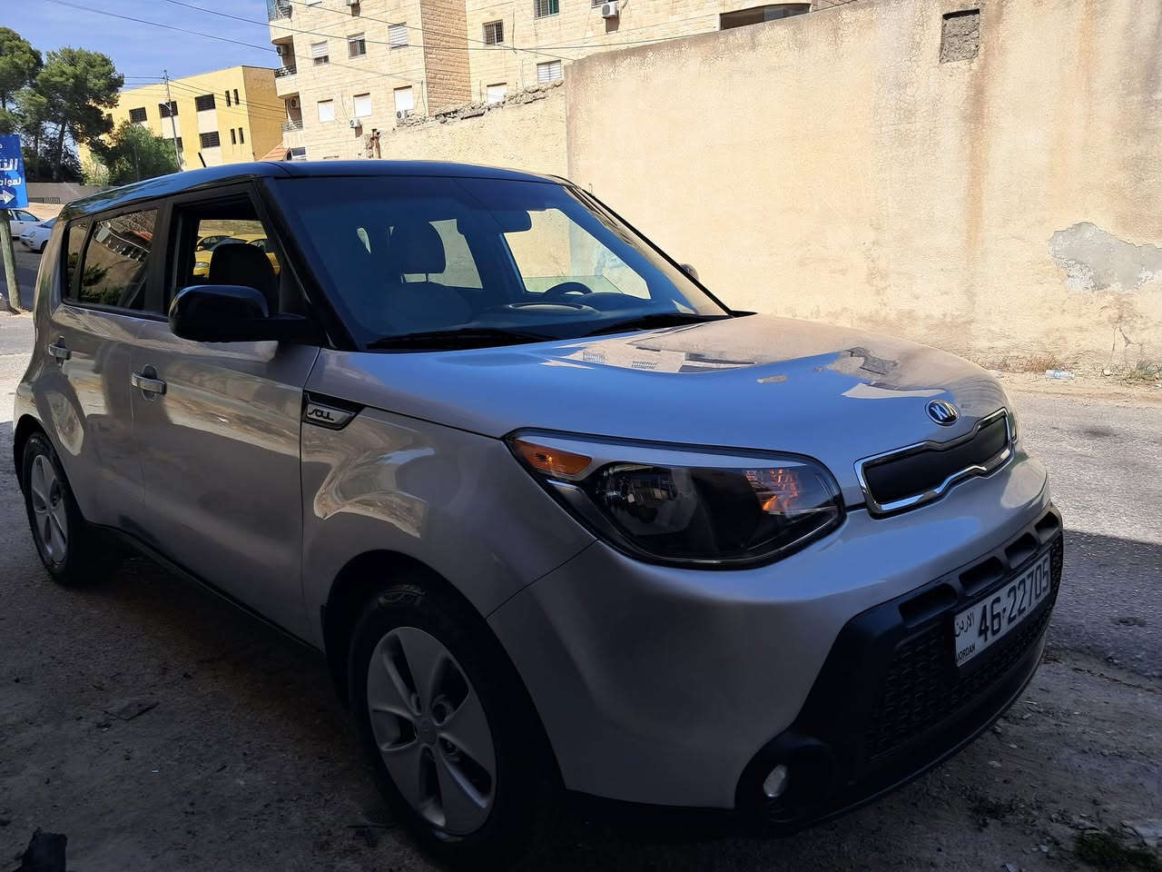 كيا سول موديل 2016 بحاله الوكاله 
( بنزين )
  للبيع كاش فقط بسعر 7900
    محرك سعه 1600
  اتصال 0799091876 رقم ٠٧٩٩٠٩١٨٧٦
   فحص 3 جيد    1 ضربه رسيه 
    السياره بسم الله ما شاء الله نخب نظافه 
   جير اتوماتيك.    تحكم طاره. مثبت سرعه


**إذا كنت صاحب هذا الإعلان وتريد حذفه لأي سبب، رجاءا أرسل رسالة إلى الدعم الفني**