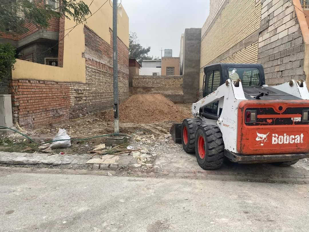 تلفيش الدور في بعقوبة. 
***********
***********

تفليش الدور في محافظة ديالى
تجهيز و فرش سبيس جلمود 
حادلة حادلات بكل الأحجام والأنواع 
تجهيز موقع البناء فصل البيوت المشتركه 
بيع وشراء  شيش  مستعمل
