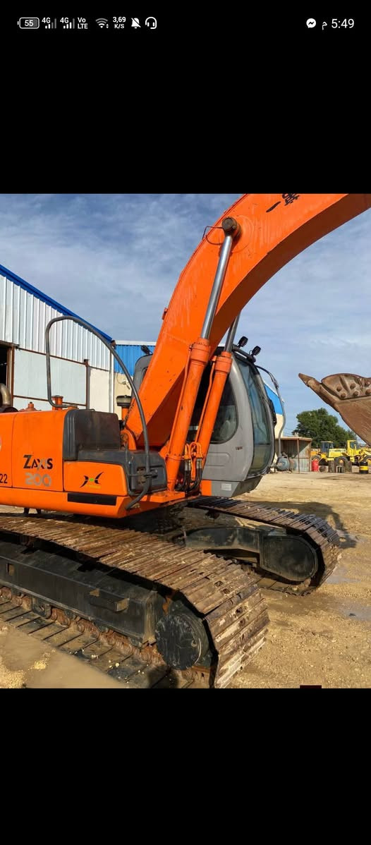 السلام عليكم حفاره زت عادي 200 ✅للبيع 2004 مرقمه رقم قادسيه نكليزي ✅حداديه جديده فقط مضخه مفتوحه الاستفسار والاتصال عله هاذ الرقم ***********-***********
