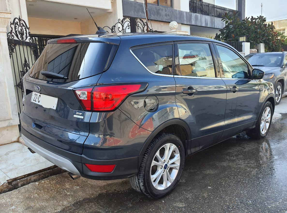 فورد اسكيب ٢٠١٩ فول مواصفات بي سلايت 
شاشة گةورة كوشين هيتةر كوشين كارةباي كؤد دةرگا ئؤتؤ ستارت بسمة شغال ***********
نيو بؤنيتي سبوغة كةميك چاملغ تعديلة شانسي بةشةرت ئيرباگي نةتةقيوة بةشةرت گير و مةكينة بةشةرت هةموشتيكي نويية*********** أربيل, العراق
