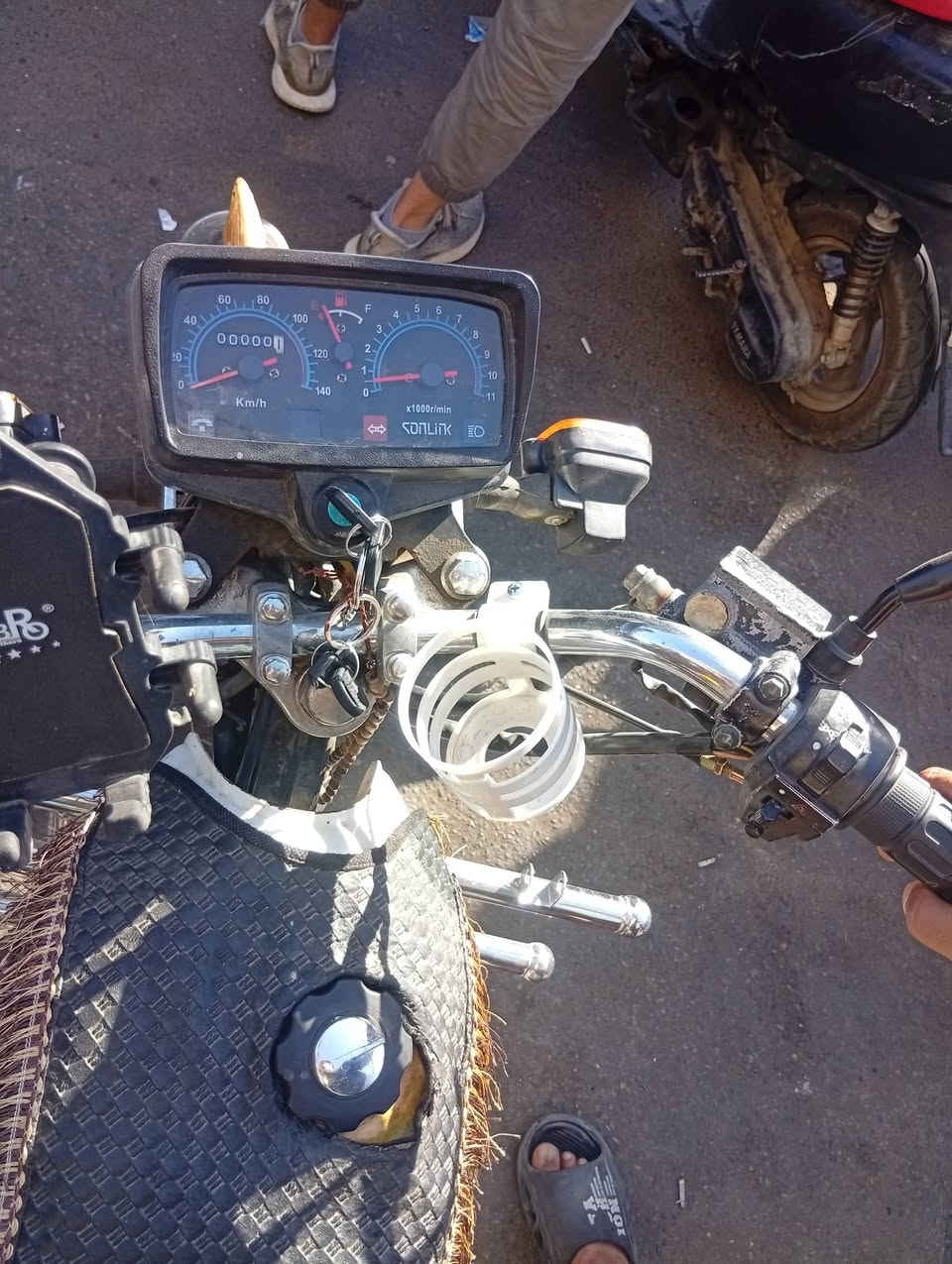 سلام عليكم دراجه البيع السعر 550 بغداد الجزيرة السياحيه ***********
