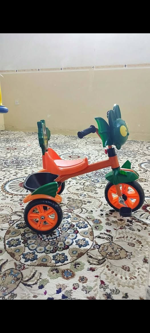 یسڵاو هاو ڕێ یان ئە م پاسکیلە بۆ فرۆشتن لۆکە یە ک ڕۆژ بە کار ها توەنرخی 25هە زارە لە سلمانی گۆرانیشی لە سە رە سوکانە کە ی


**إذا كنت صاحب هذا الإعلان وتريد حذفه لأي سبب، رجاءا أرسل رسالة إلى الدعم الفني**