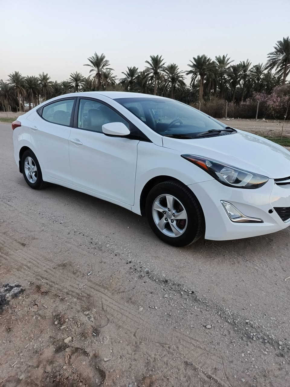 النترا موديل١٤ امريكي بيه قطعتين من امريكا بدون داخل شرط وهنا رش جاملغ وباب اثر تكشير شرط بدون حادث وبنيد مامفتوح ليبل مكينه كير تبريد مكفول تخم تاير جديد ماشيه١٣٠ السياره نضيفه احله من الصور بدون بارد ولاشخوط رقم بغداد سنويه مجدده ل٢٩ السعر ١٠٨ بيه مجال العمله ***********
