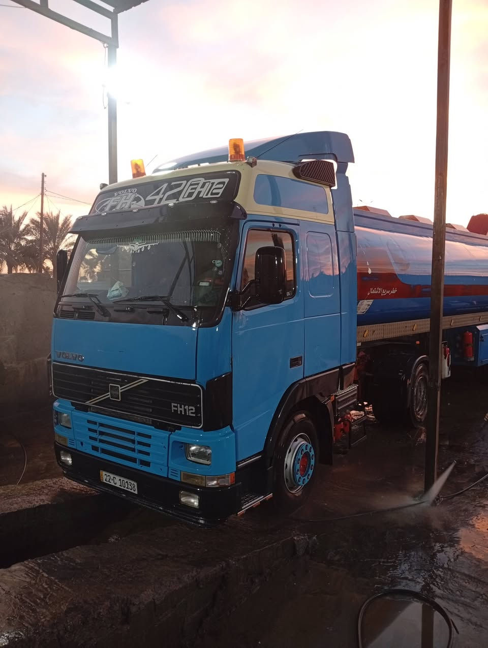 البيع فالفو شخاطه موديل 2001رقم اربيل انكليزي بسمي تكيال +جيبيس +تصريح امني سياره مكفوله المكان الانبار الرمادي رقم الهاتف ***********
