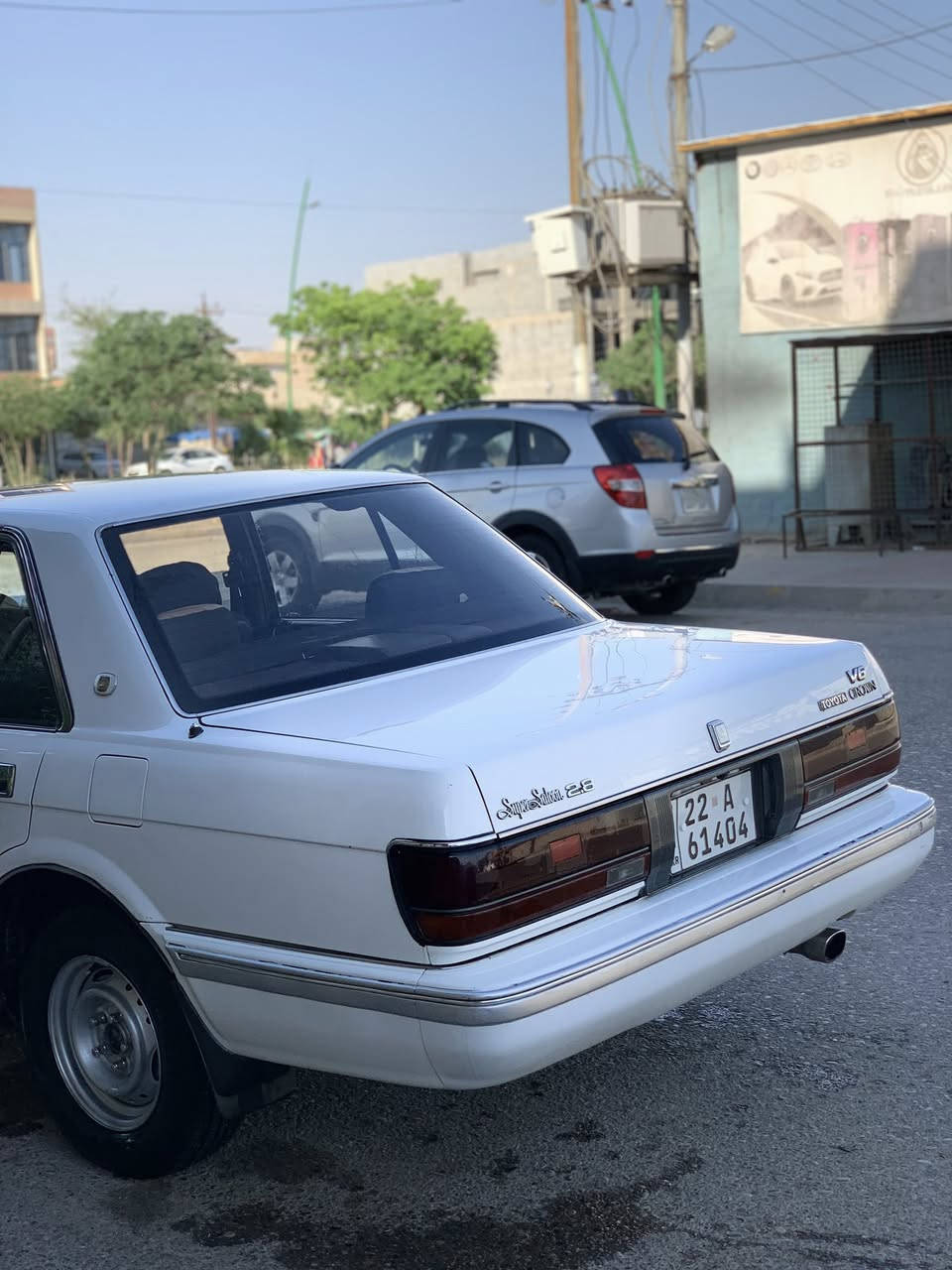 السلام عليكم سوبر سيدان موديل 1987سنويه رقم هده كله جديده سياره حلوه بيه قطعتين صبغ بس كير اوتماتيك سنويه لغايه 30سياره لوك من اخير مابي دينار مصرف سعر ٧٨بيه مجال للطيبين عنوان كركوك ***********

